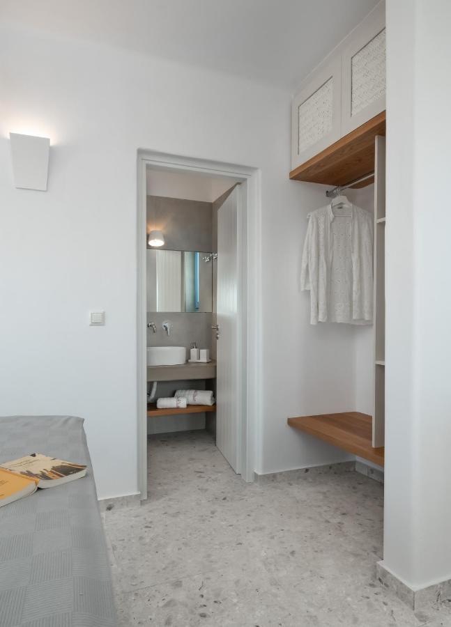 Camvillia Donoussa Village Suites ภายนอก รูปภาพ