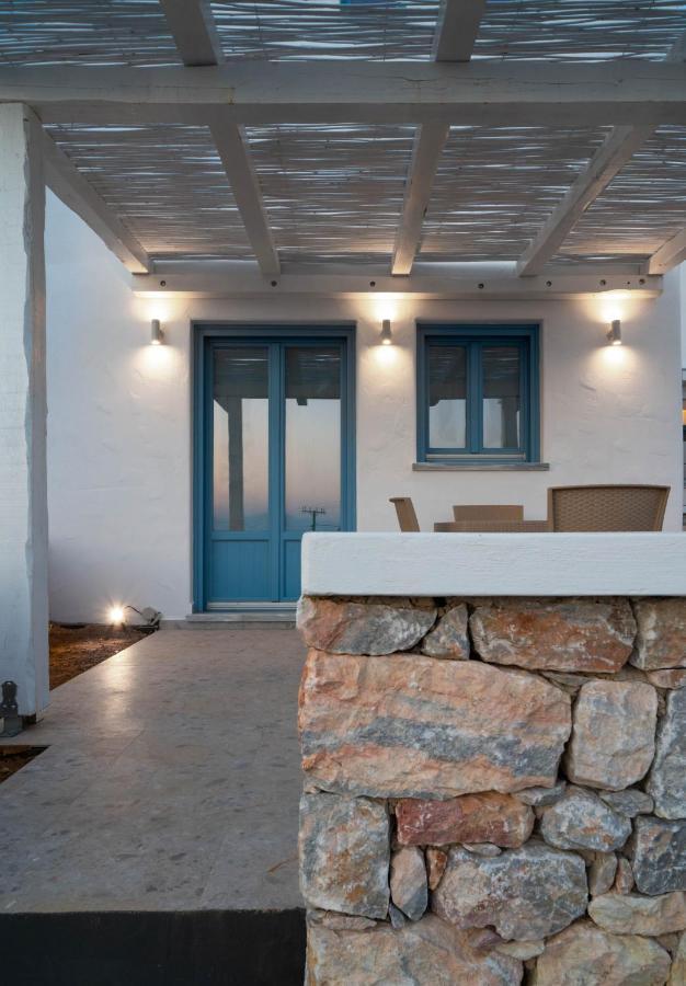 Camvillia Donoussa Village Suites ภายนอก รูปภาพ
