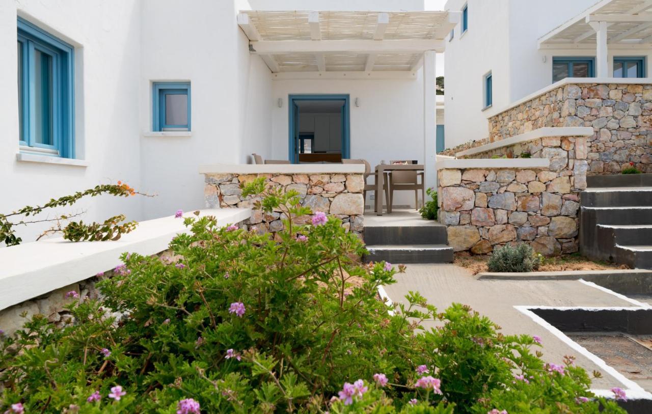 Camvillia Donoussa Village Suites ภายนอก รูปภาพ